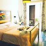 Bed & Breakfast Domus Alma Napoli