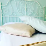 Bed & Breakfast Domus Alma Napoli