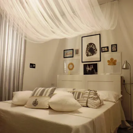Domus Alma Bed & Breakfast Neapel