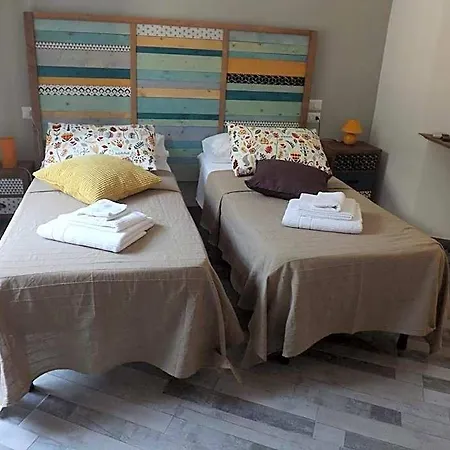 Domus Alma 3* Νάπολη