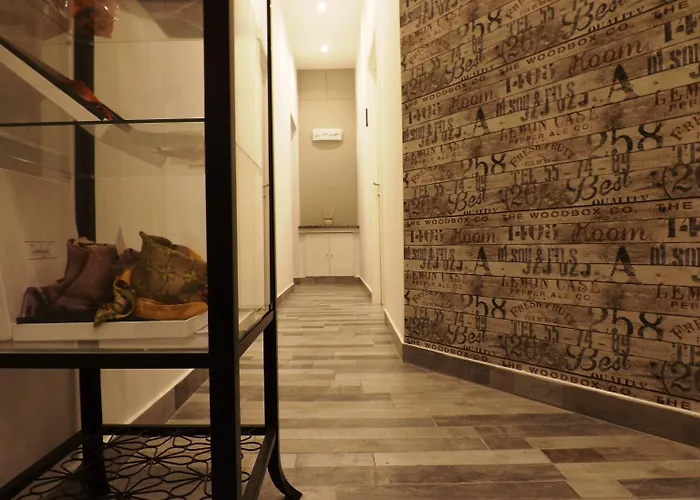 Domus Alma Oda ve Kahvaltı Napoli