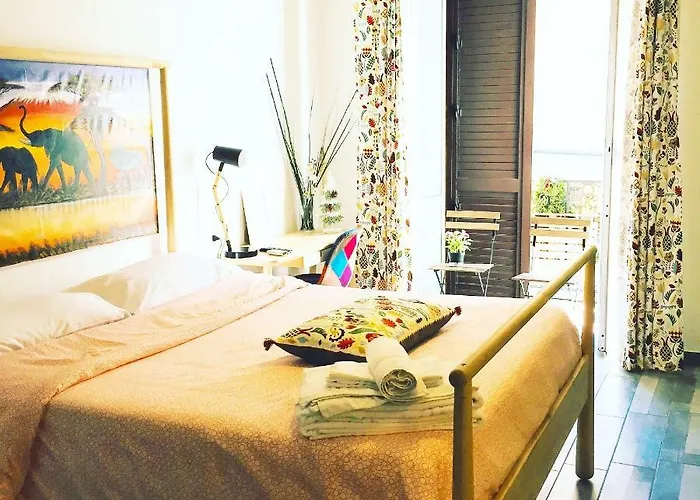 Oda ve Kahvaltı Domus Alma Napoli