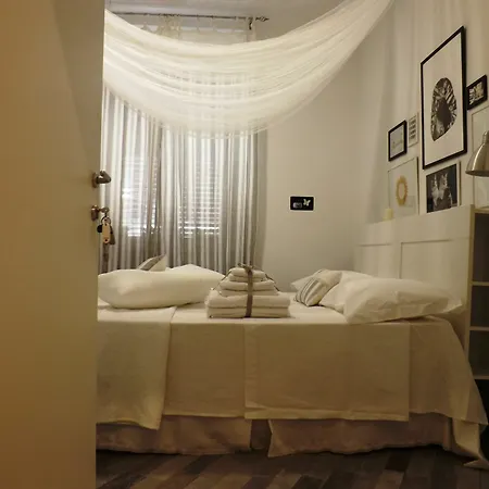 Domus Alma Oda ve Kahvaltı